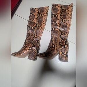 Steve Madden Tan Snake Print Heeled Boots